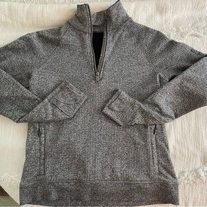 Lululemon Engineered Warmth Half Zip Women’s Size 6